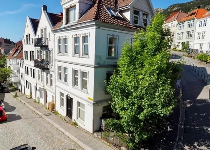 «ladegarden» In * Bergen